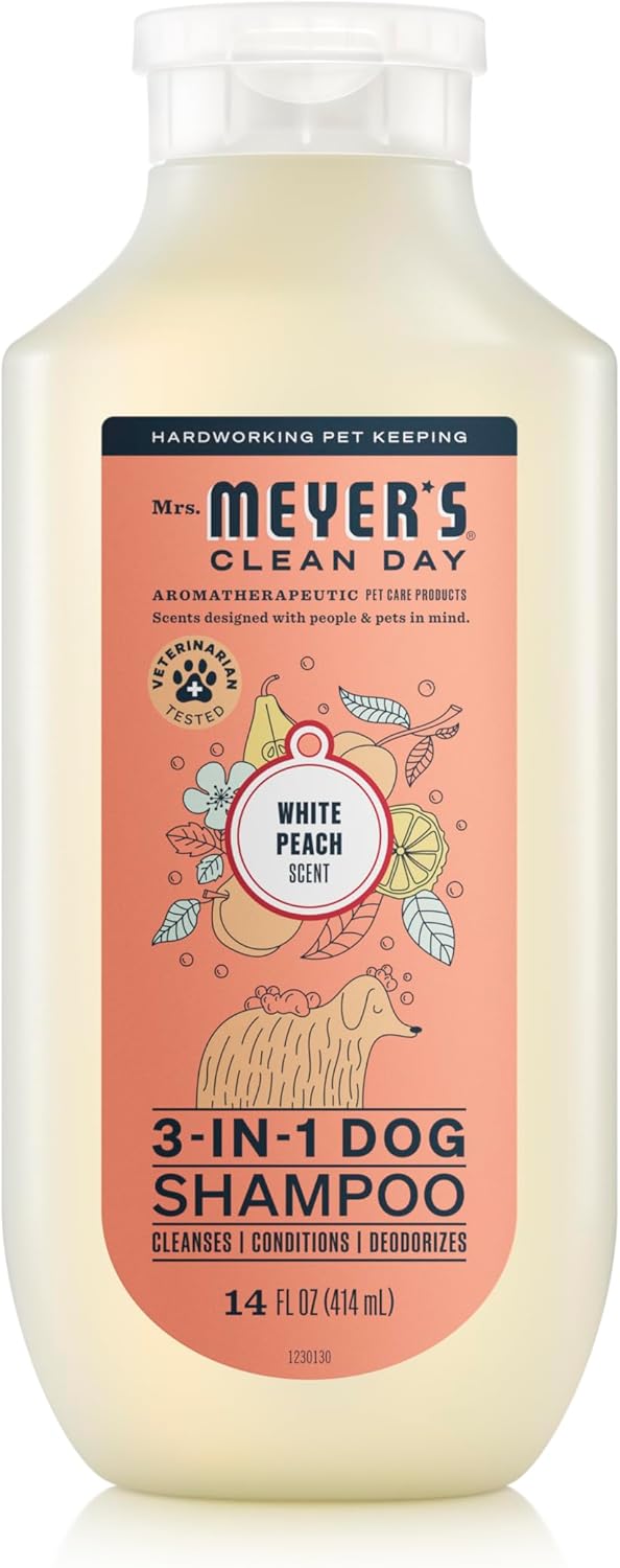 MRS. MEYER'S Clean Day Dog Deodorizing Spray, White Peach Scent, 8oz Gentle pH Balanced Formula for Dogs