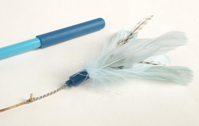 SmartyKat Frisky Flyer Extendable Cat Toy, Blue, One Size, 24" Reach