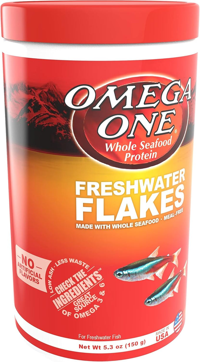omega one freshwater flakes 5.3 oz nutrient rich color boosting flakes for strong immune systems