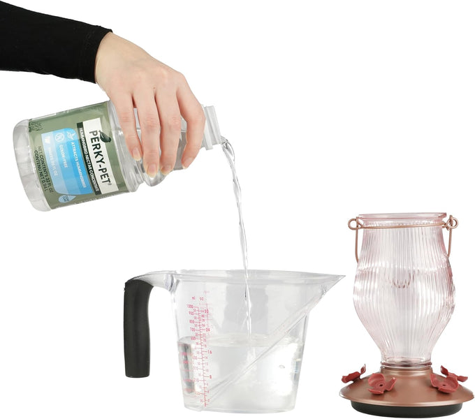 Perky-Pet Hummingbird Nectar Concentrate, 32 oz, Makes 96 fl oz of Nectar, 238cl, 3:1 or 4:1 Mixing Ratio