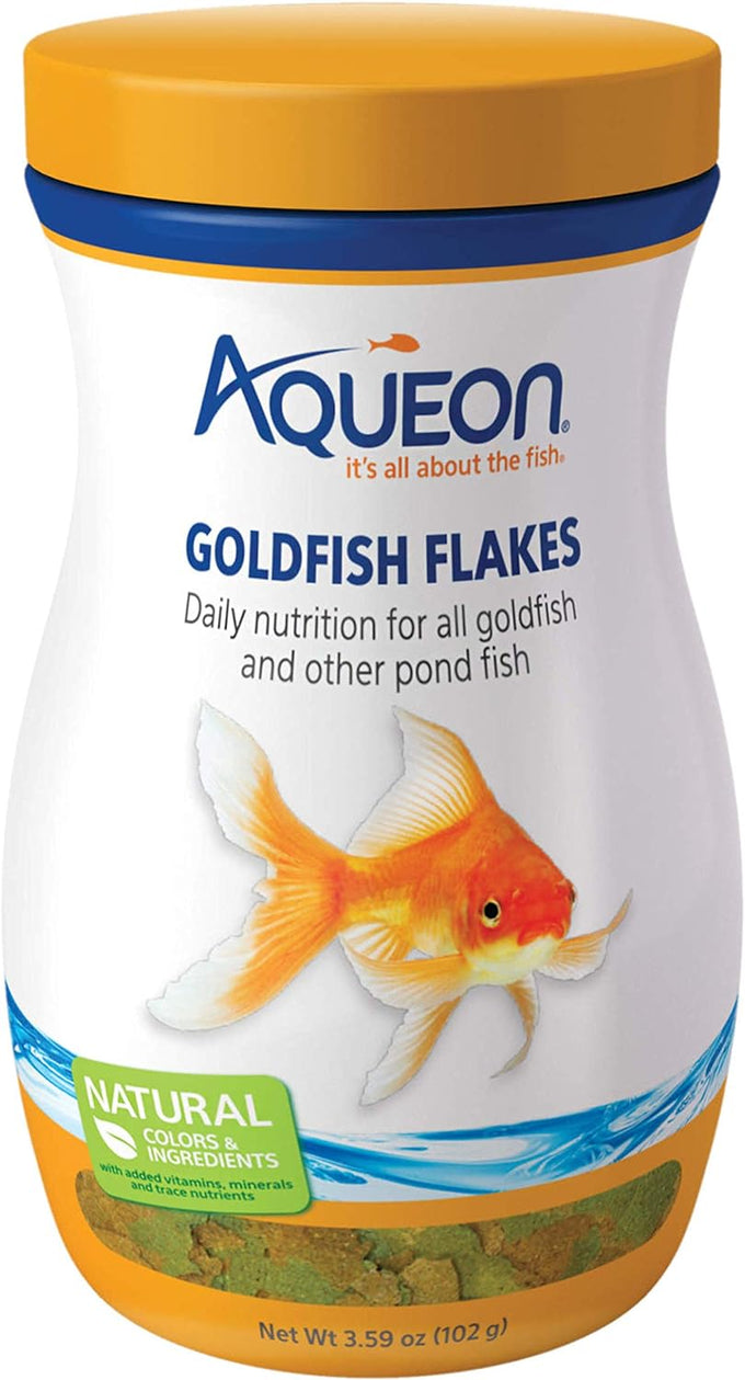 Aqueon Goldfish Fish Food Flakes, 7.12 Ounces, Natural Ingredients, Vitamin-Enriched, Flake Form