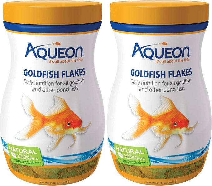 Aqueon Goldfish Fish Food Flakes, 7.12 Ounces, Natural Ingredients, Vitamin-Enriched, Flake Form