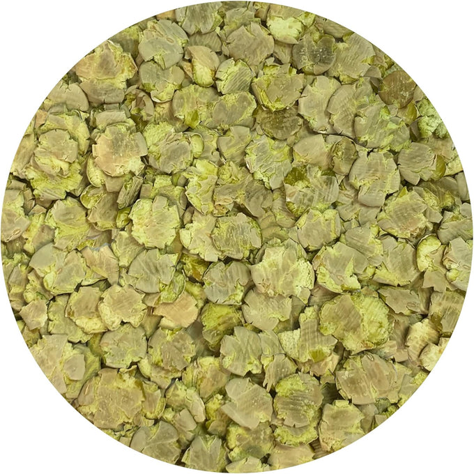 Exotic Nutrition green pea flake supplement 3oz for small pets
